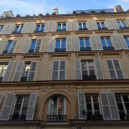 Stylish And Private Setting Rue Des Martyrs, 9th Arrondissement Apartment *