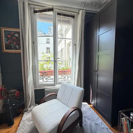 Stylish And Private Setting Rue Des Martyrs, 9th Arrondissement Apartment *