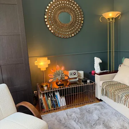Daire Stylish And Private Setting Rue Des Martyrs, 9th Arrondissement Paris